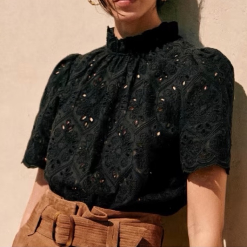 ⭐️Sezane Louisah Gathered High Collar Blouse in Black Size 36⭐️